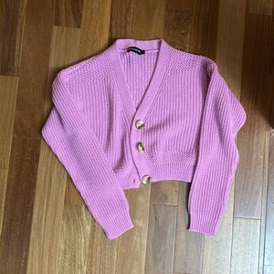 Pretty Little Thing: Pink, cropped sweater. Size small. Light wear.